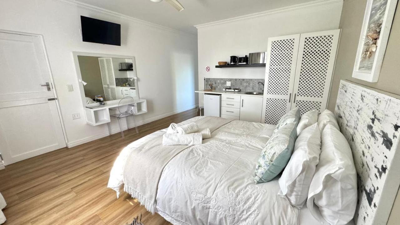 Plett57 - Self Catering - Room No2 Плеттенберг-Бей Экстерьер фото