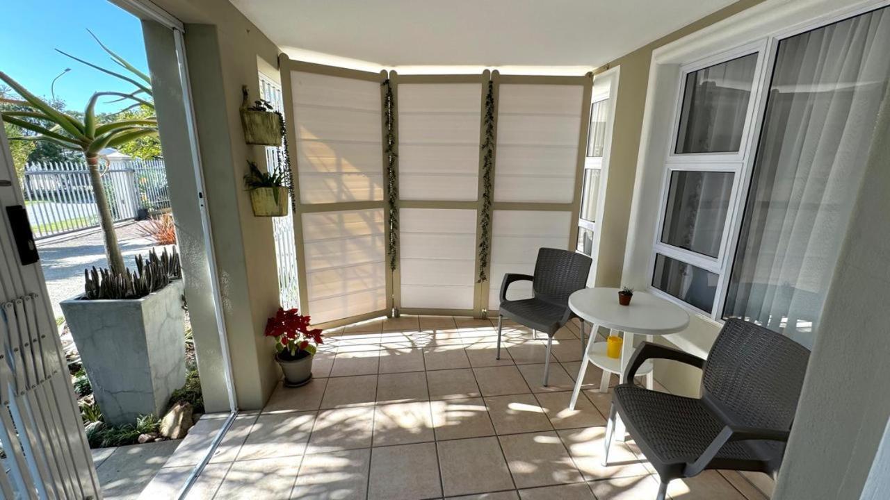 Plett57 - Self Catering - Room No2 Плеттенберг-Бей Экстерьер фото