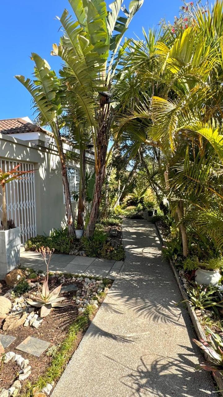 Plett57 - Self Catering - Room No2 Плеттенберг-Бей Экстерьер фото